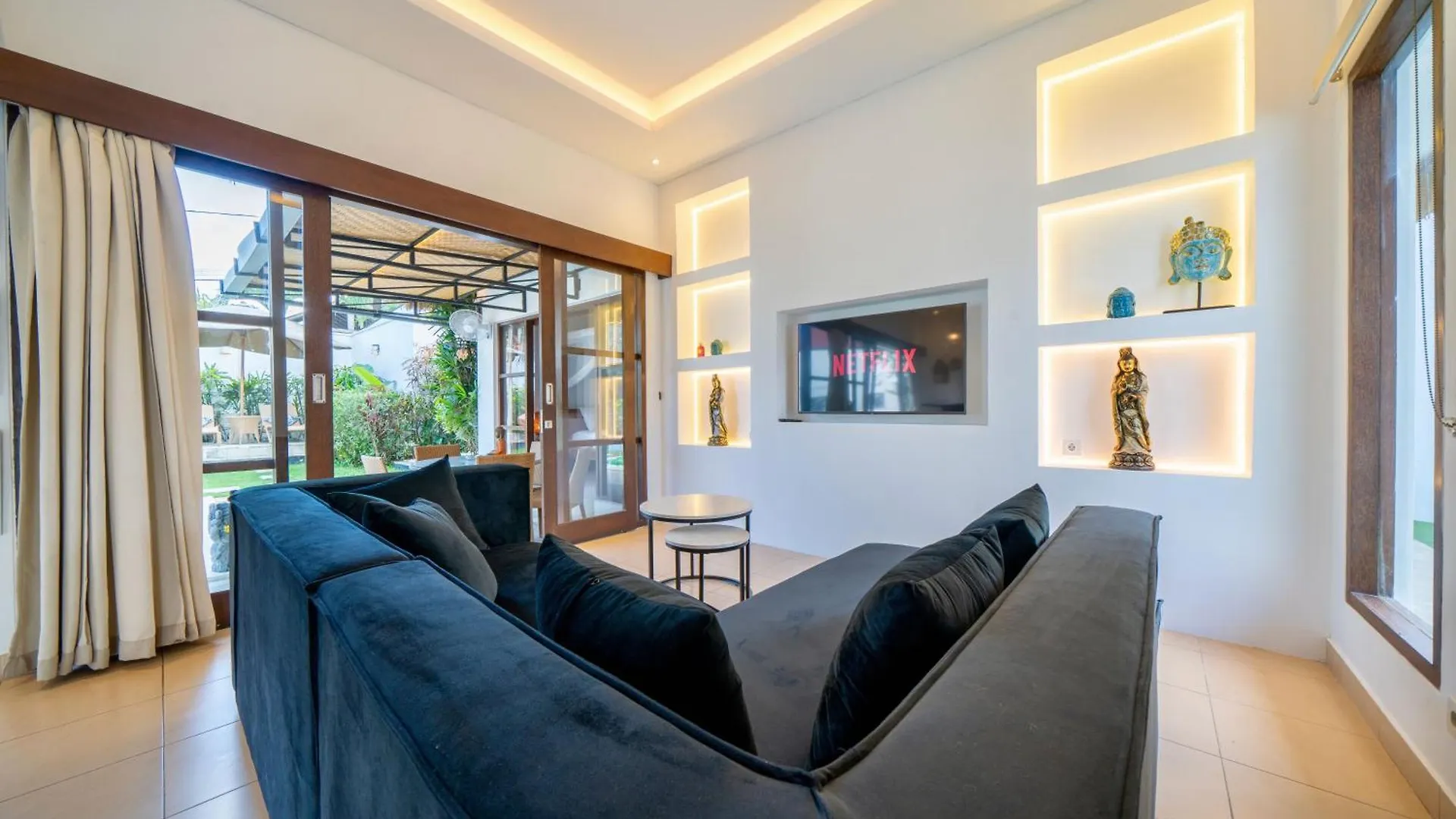 Bali Sunyi Villas Jimbaran  Jimbaran (Bali)